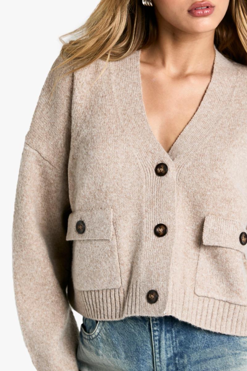 Кишенькові деталі в'язані кардиган