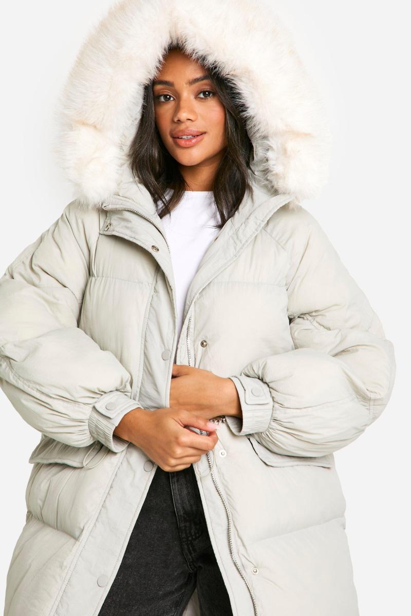 Парка зі штучним хутром і капюшоном