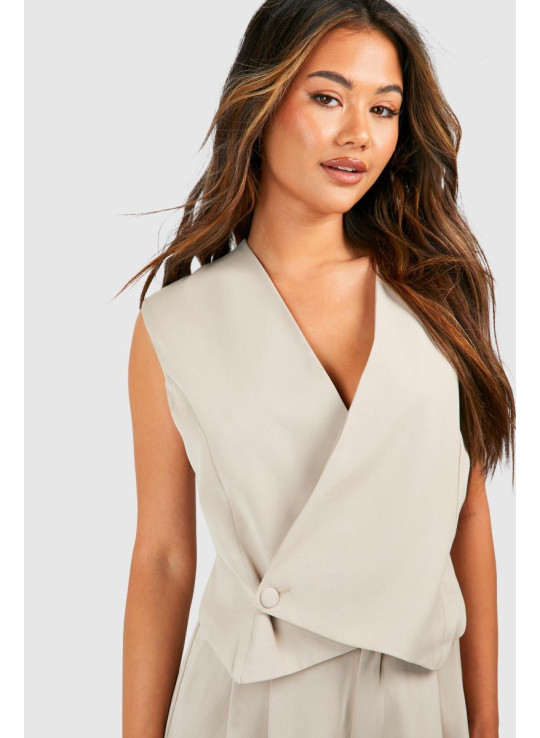 Асиметричний жилет на ґудзиках