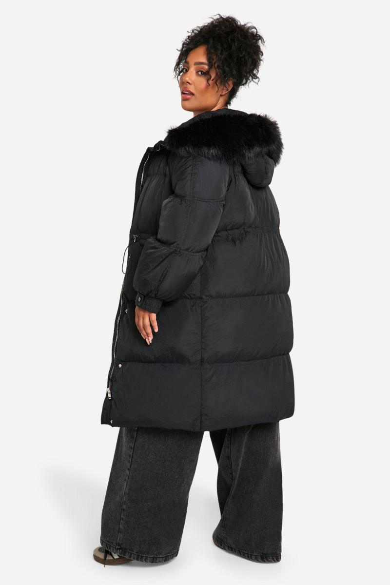 Плюс парка зі штучним хутром і капюшоном