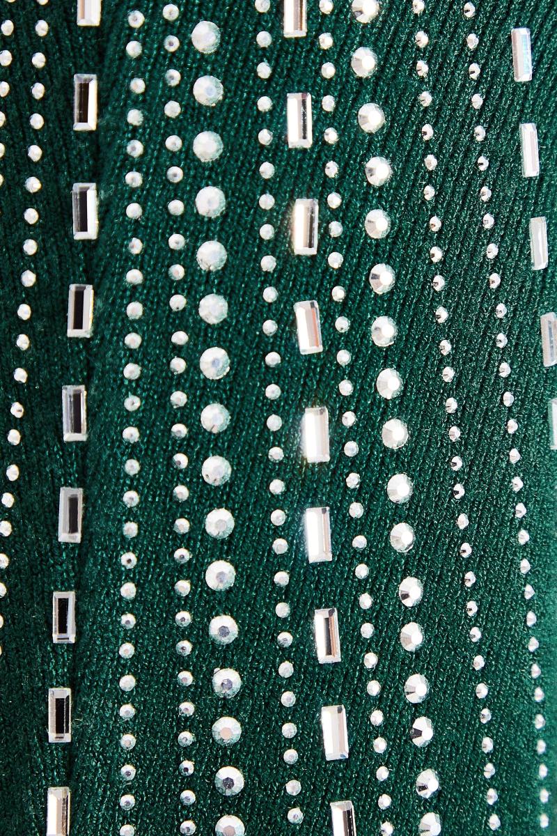 Зелений в'язаний діаманте джемпер