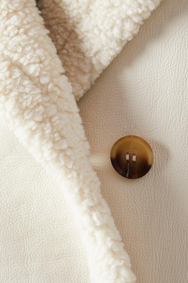 Шкіряне пальто з штучним шкіряним покриттям