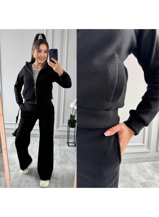 Щільний костюм з ангори Щільний костюм з ангори