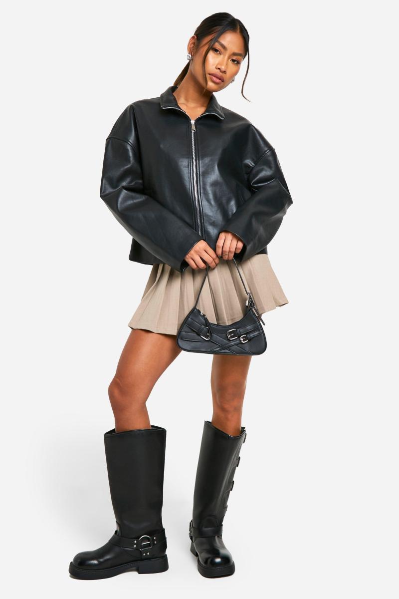 Шева шкіряна куртка з шийкою