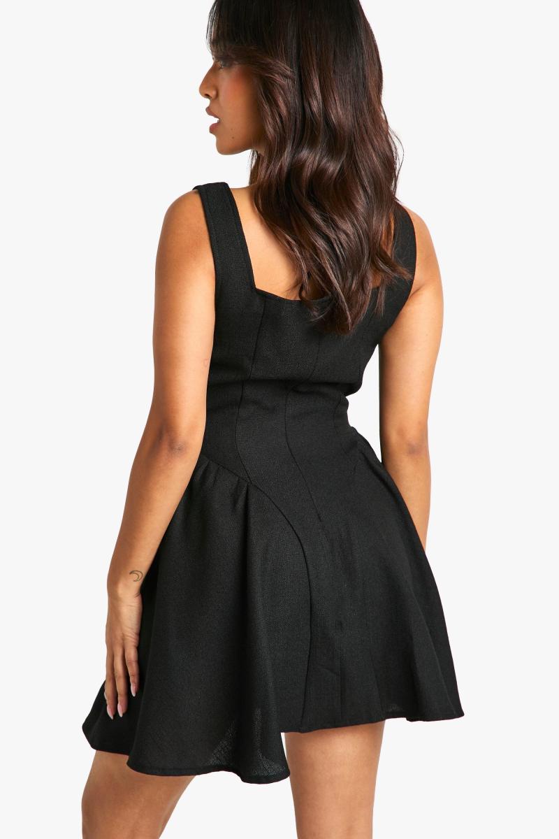 Маленька сукня для фігуриста