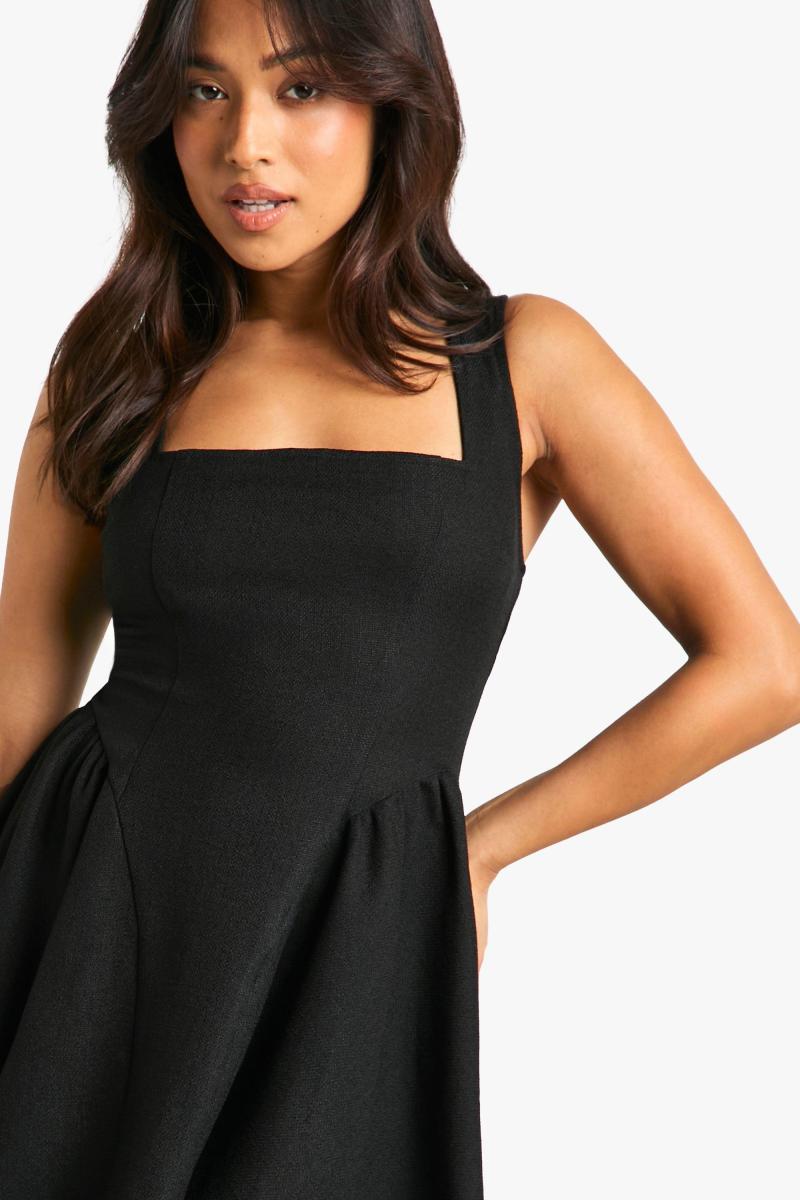 Маленька сукня для фігуриста