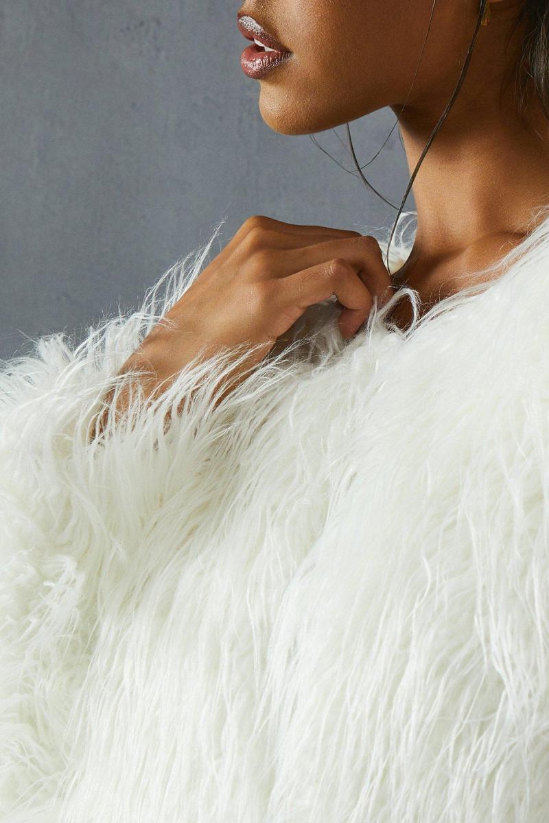 Кухий штучний хутро