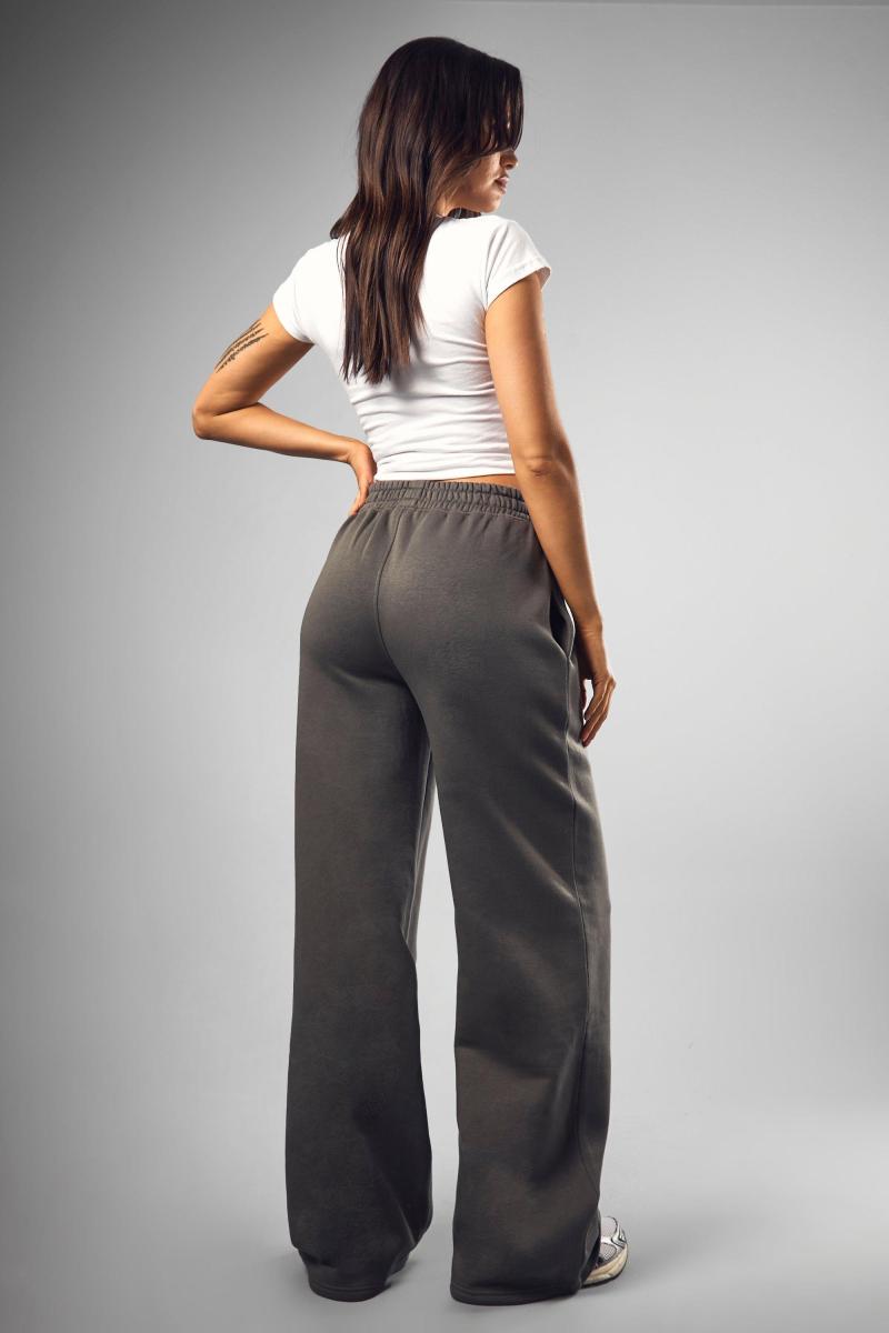 Бігун із прямими ногами Tall Dsgn Studio Applique