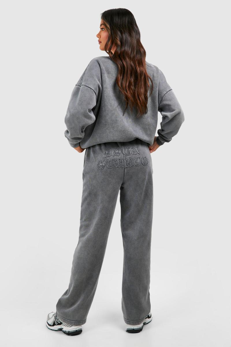 Dsgn Studio Self Fabric Applique Washed Straight Leg Jogger