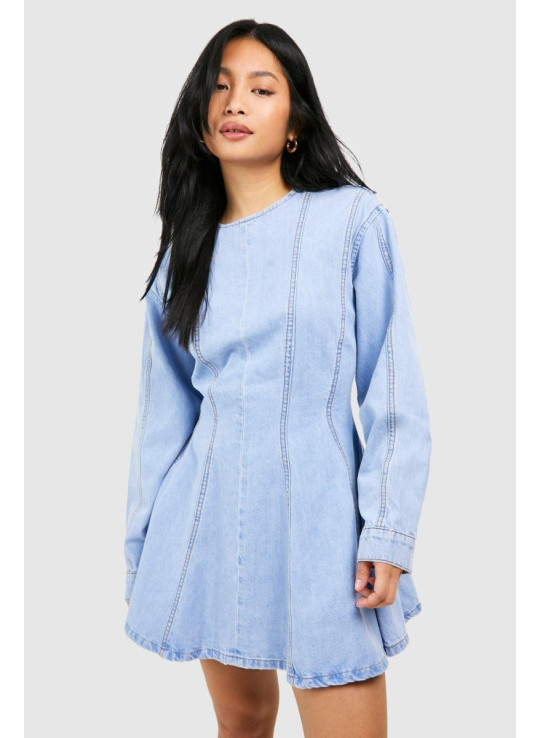 Джинсова сукня з мініатюрними швами