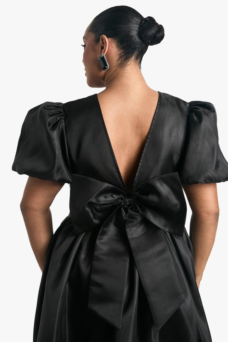 Плюс сукня-фігуристка з тафти та бантом на спині з пуховими рукавами