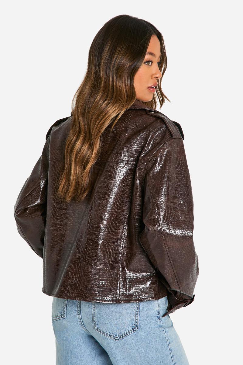 Високий крок з штучної шкіри