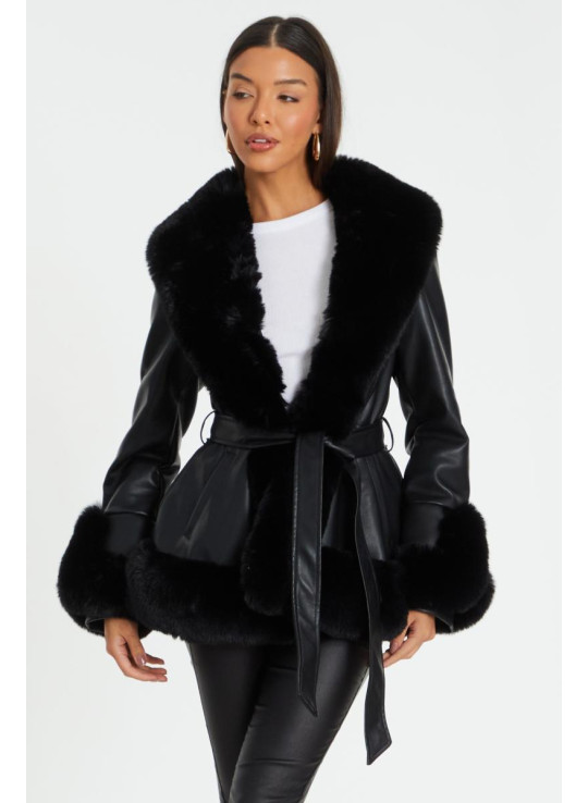 Чорна штучна шкіряна куртка Чорна штучна шкіряна куртка