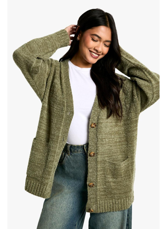 М'яка в'язана кнопка через кардиган М'яка в'язана кнопка через кардиган