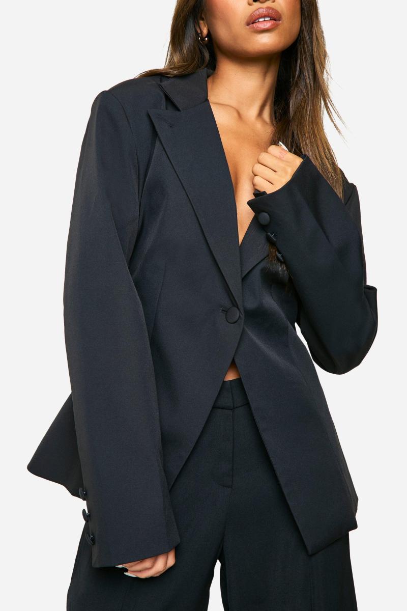 Блейзер преміум-класу Contour із глибоким спереду